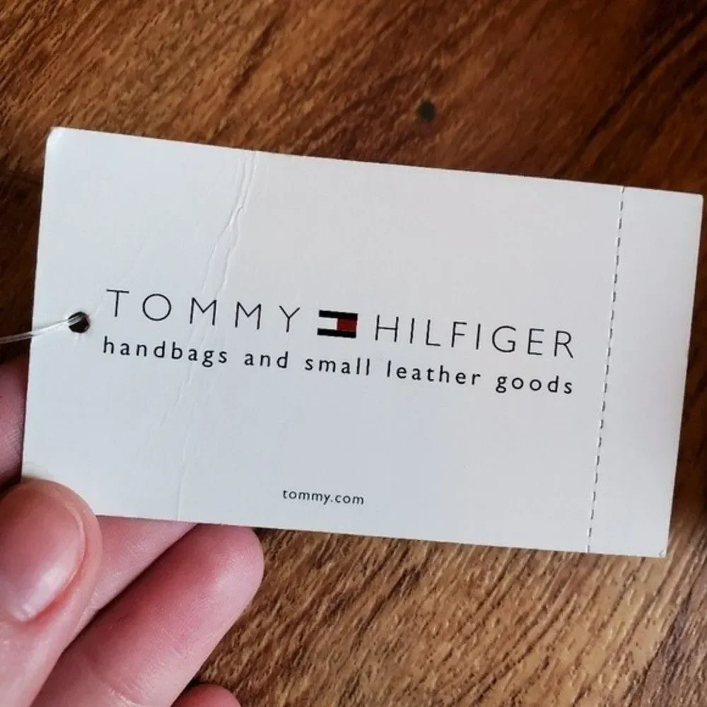 NWT Tommy Hilfiger Cellphone Holder Bundle